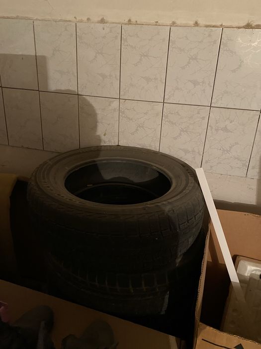 Резина размер 16 есть зимний и летний