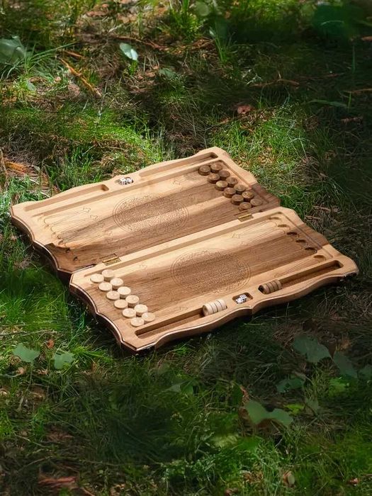 Нарды резные "Восточный узор 3" из ореха (Армения)