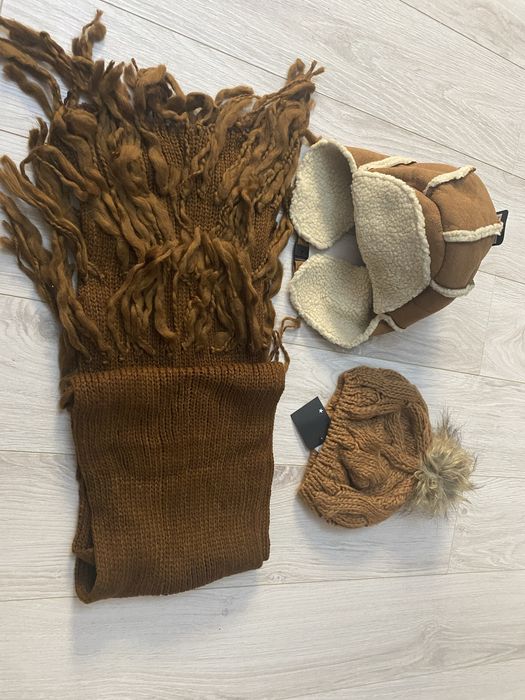 Set caciula, bereta si fular, noi
