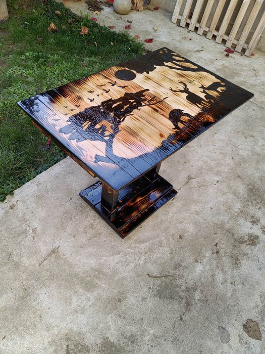 Декоративна маса