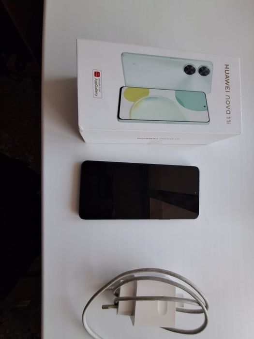 Huawei nova 11I.