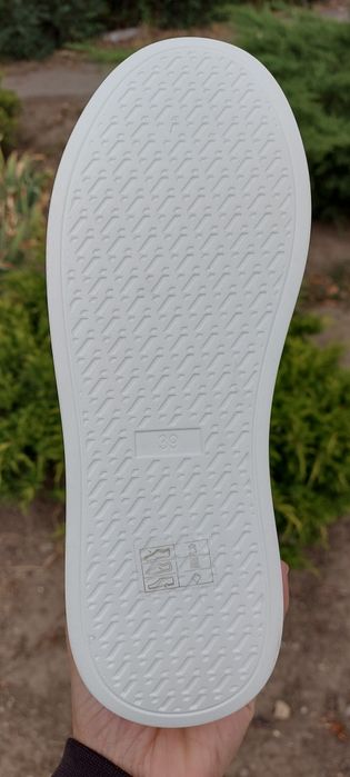 REDUCERE Ghete de dama din piele 38-39 usor imblanite