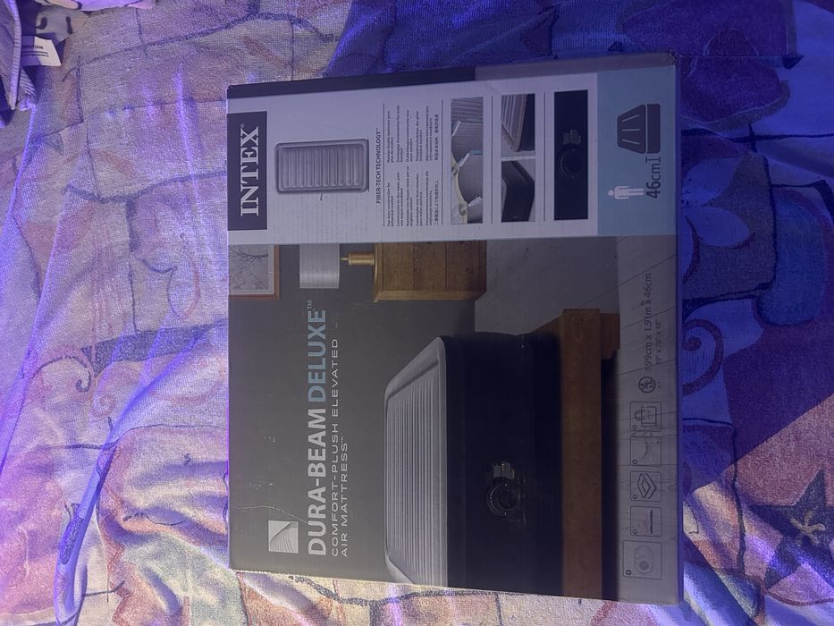 Saltea gonflabila Intex modelu comfort deluxe