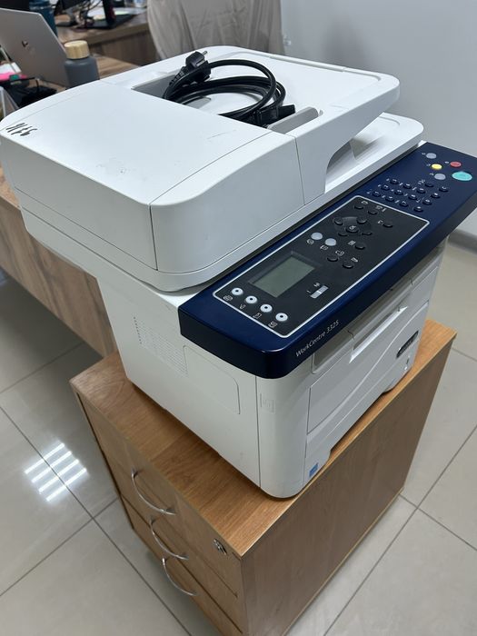 Продается МФУ в отличном состоянии