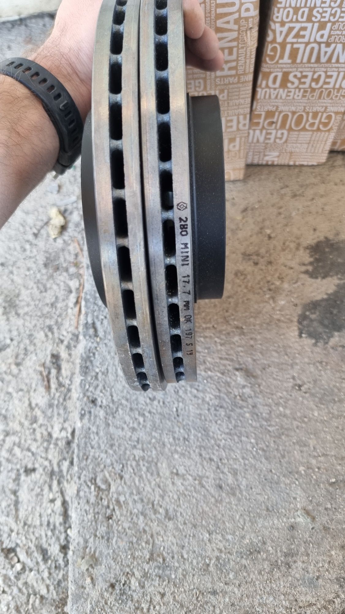Discuri frana fata Renault,Dacia,Lancia