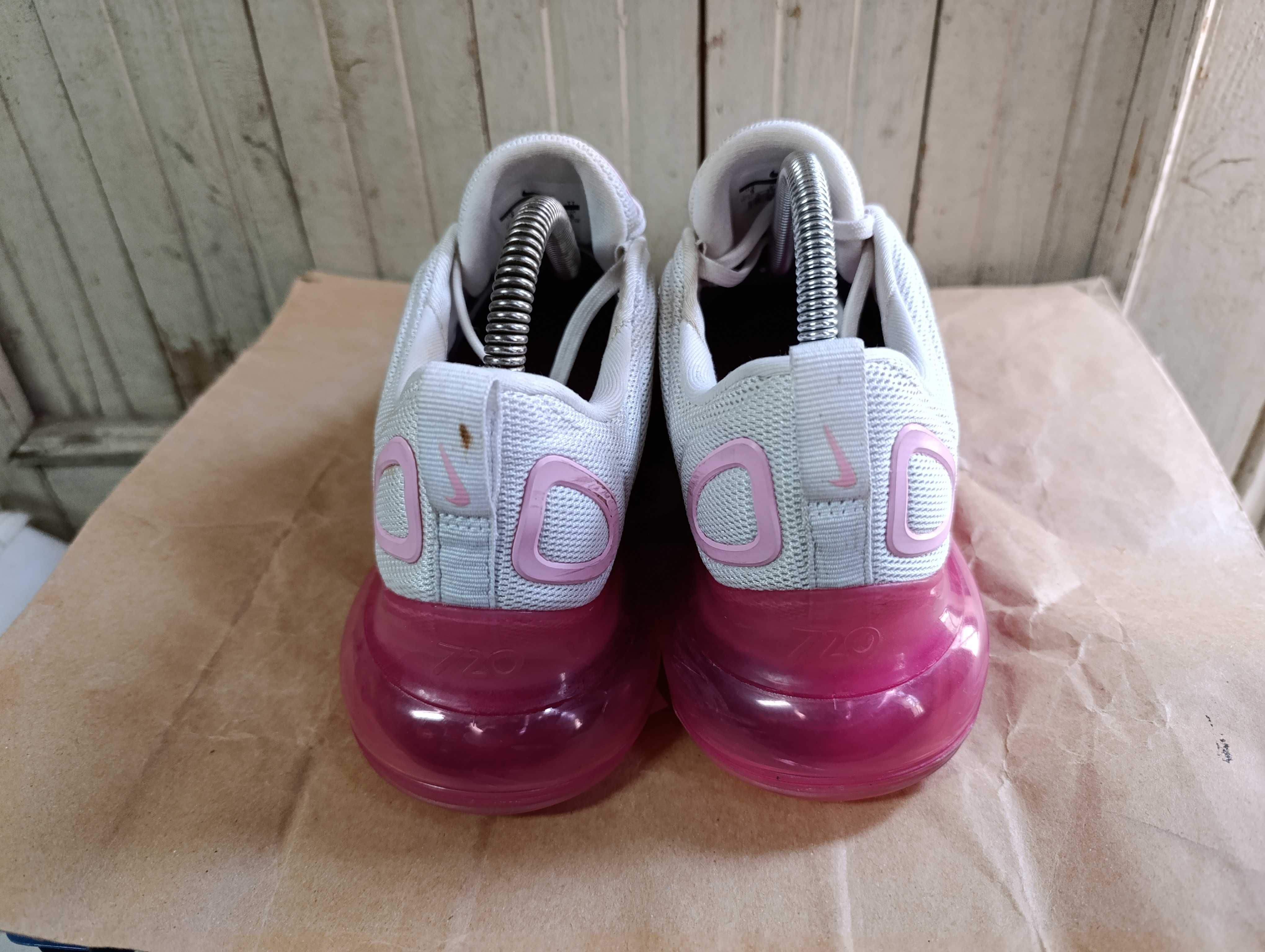 Nike Air Max 720 "Pink Rise"оригинални маратонки 40.5 номер