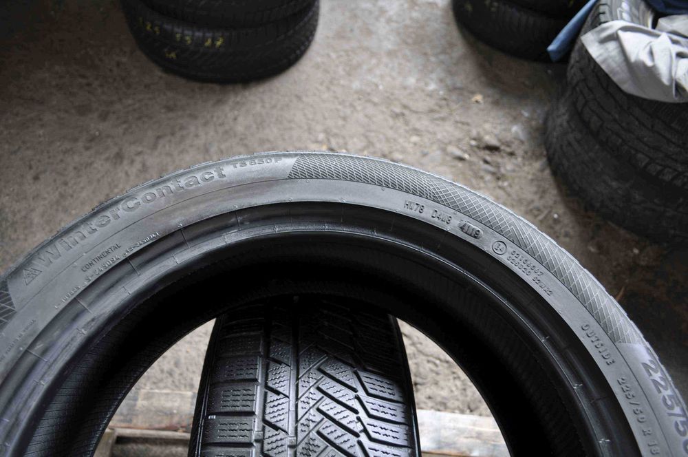 SET 2 Anvelope Iarna 225/50 R18 CONTINENTAL WinterContact TS850 P 99V