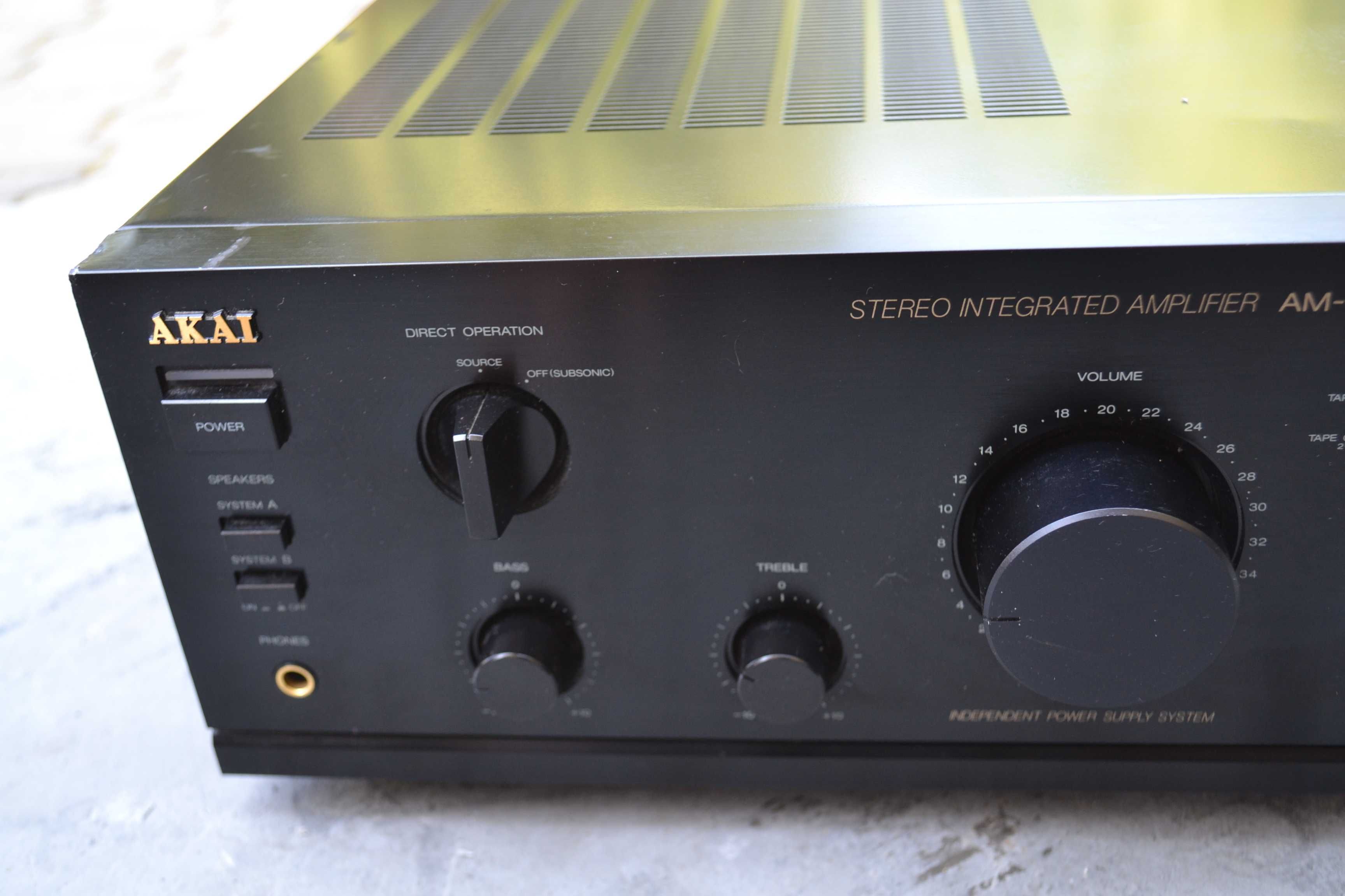 Amplificator Akai AM 37