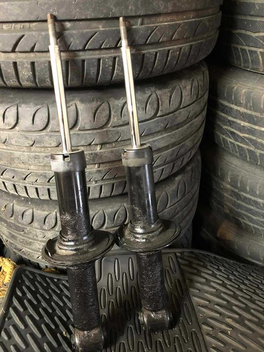 Предни и задни амортисьори за Ауди а6 куатро