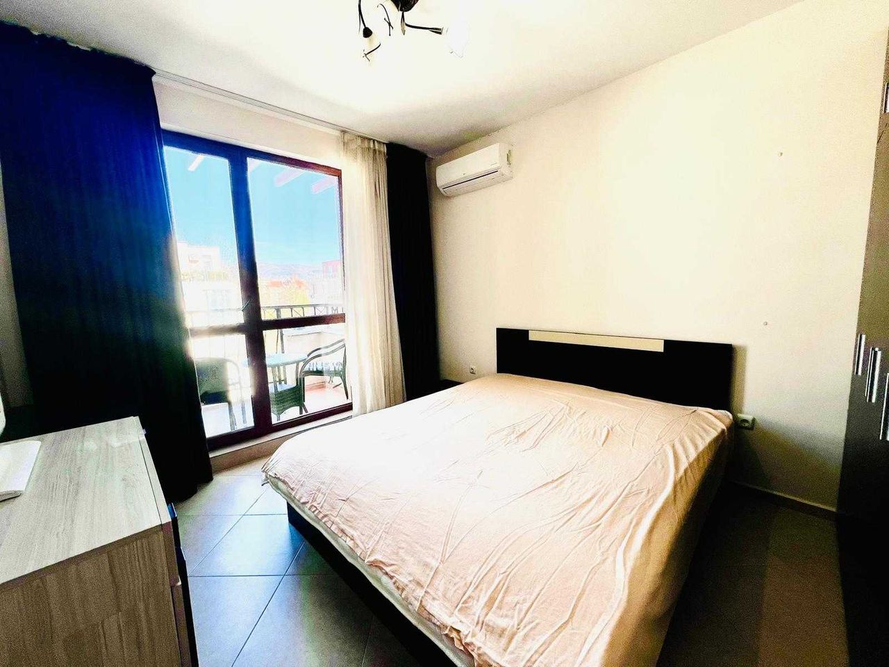 Продава се Тристаен апартамент в к.к. Слънчев бряг - 70 кв.м за 1572 €/кв.м - Снимка #8