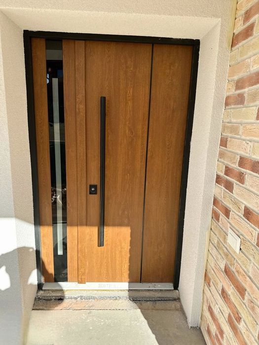 Usi metalice PREMIUM - moderne, Brasov