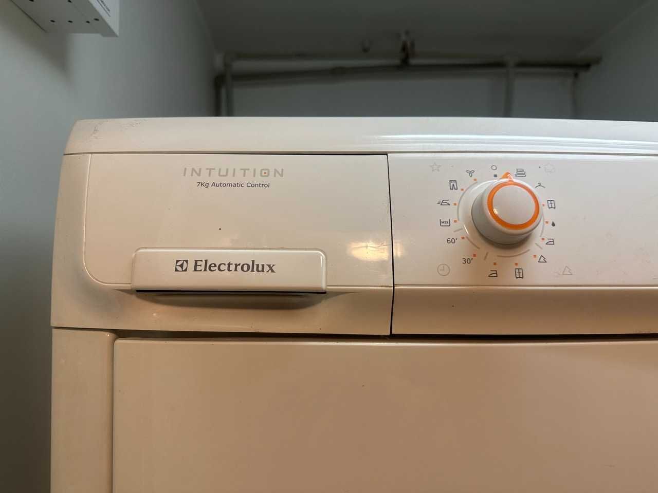 Сушилня ELECTROLUX EDC 67550 7kg