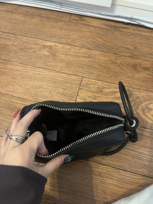 Черна кожена чанта Pull&Bear