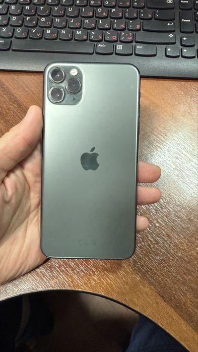 Продам iphone 11 pro max 256