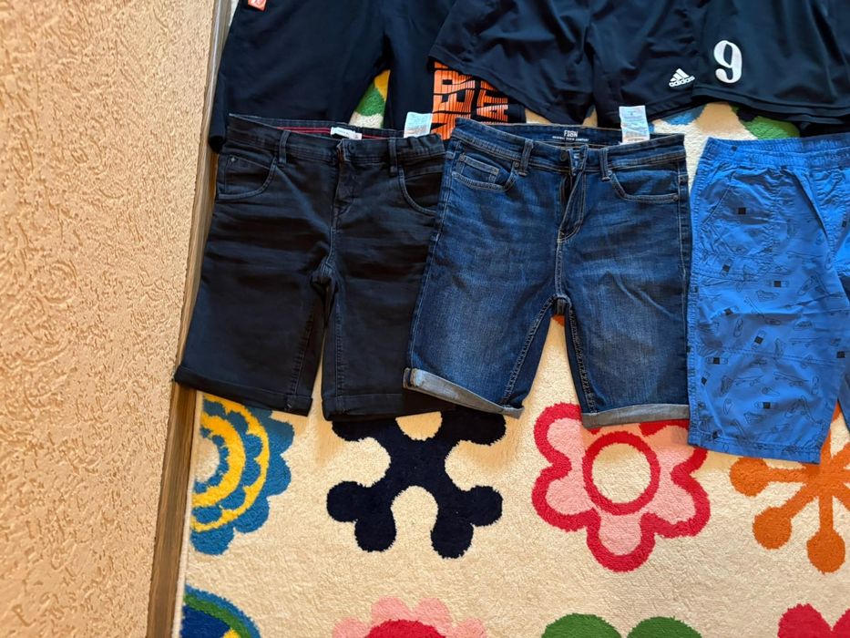 Pantaloni scurti vara