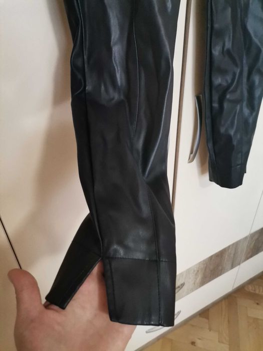 Кожен панталон Л размер