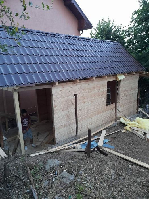 Vand case modulare pe structura