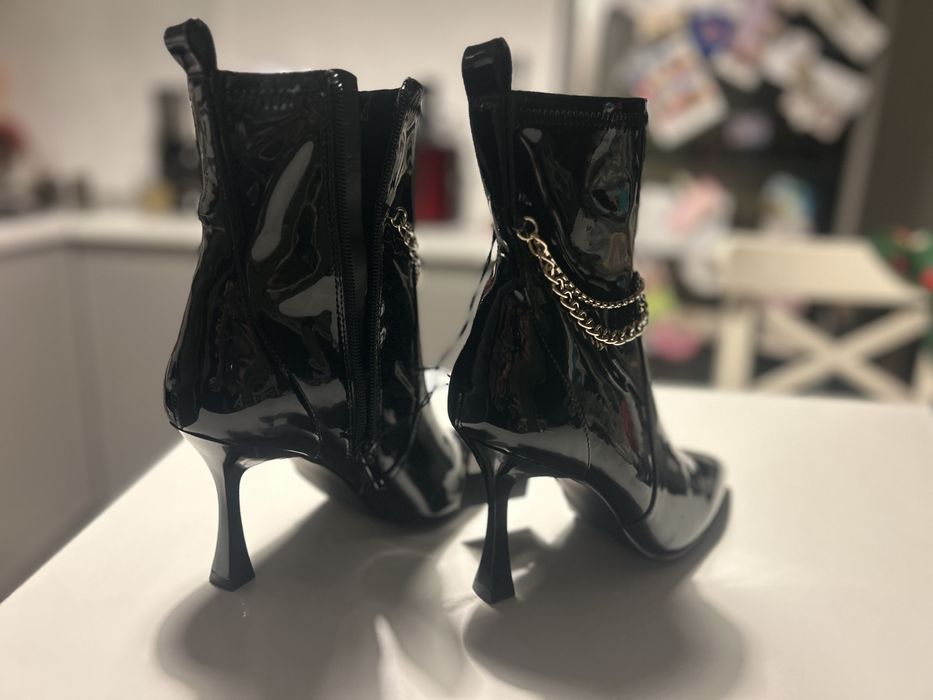 Ghete cu lanturi - Noi- Rachel Zoe- 37