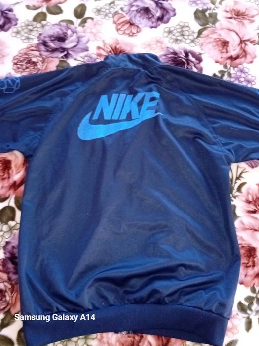 Bluza nike originala  mărimea M