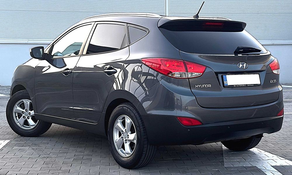Proprietar , vand Hyundai IX35 , motor 2.0 benzina , panoramic