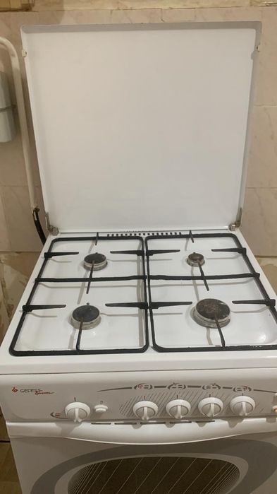 Газовая плита в рабочем состоянии