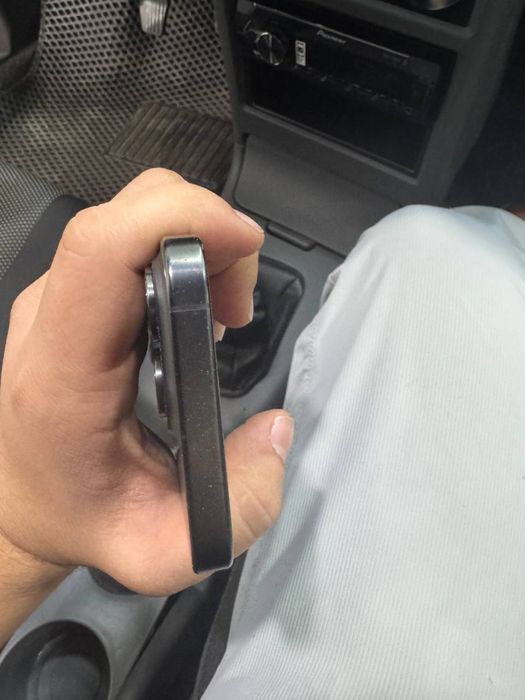 Iphone 15 pro 128 gb