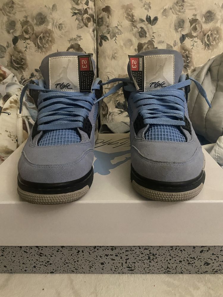 Jordan 4 UNC  marimea 41