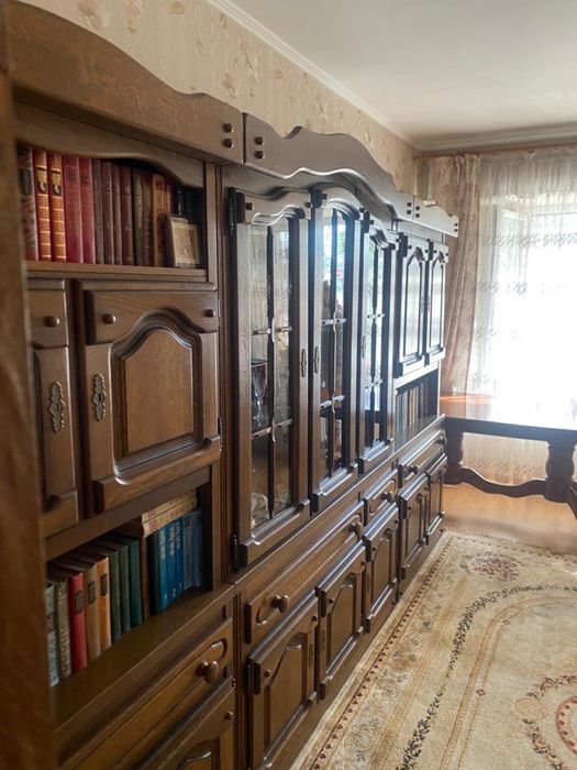 Продам стенку, корка