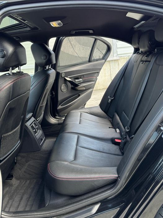 BMW 320d Automat Trapa HarmanKardon