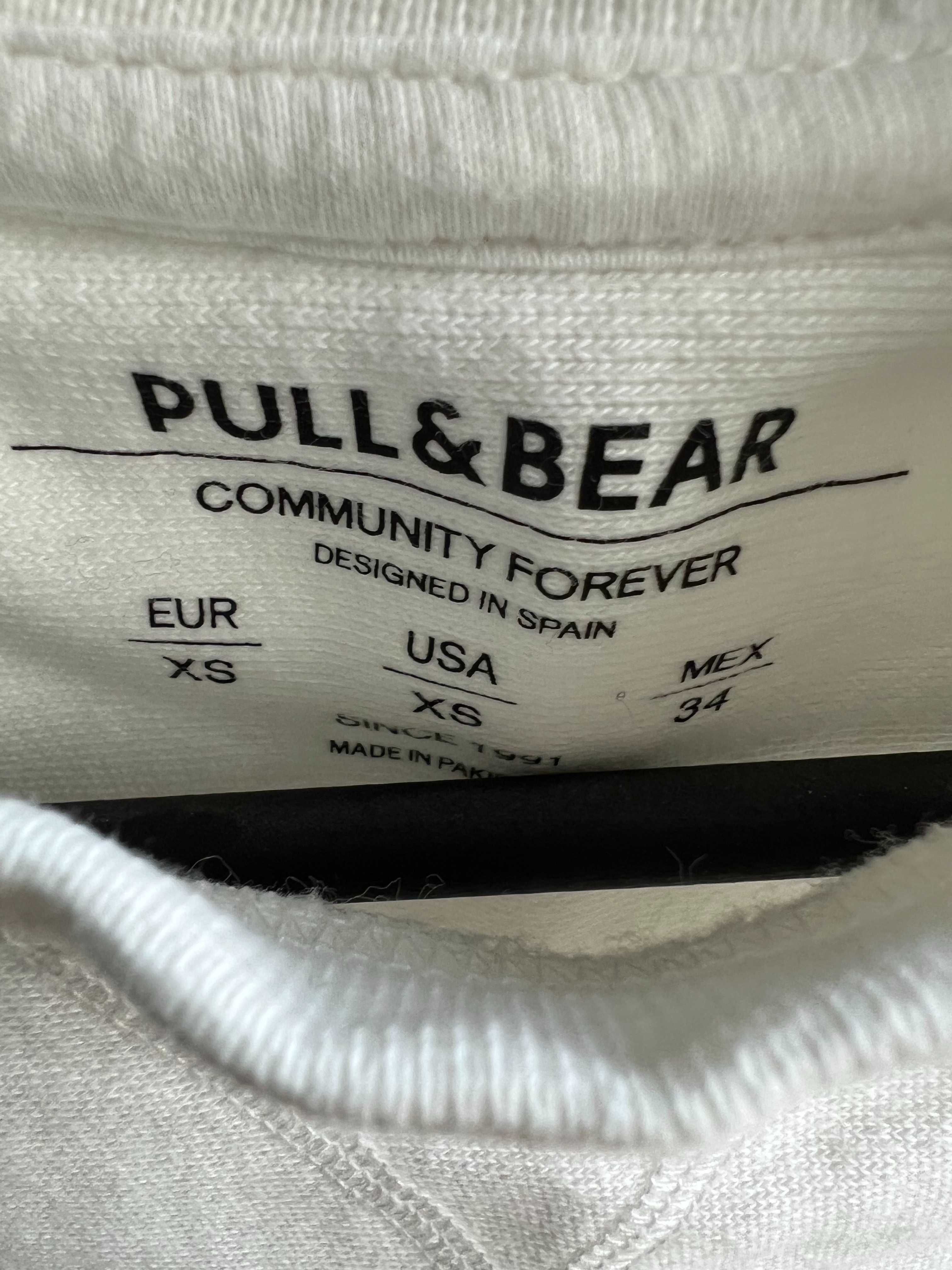 Бял суичър без качулка Pull and Bear, размер XS, White Sweatshirt,