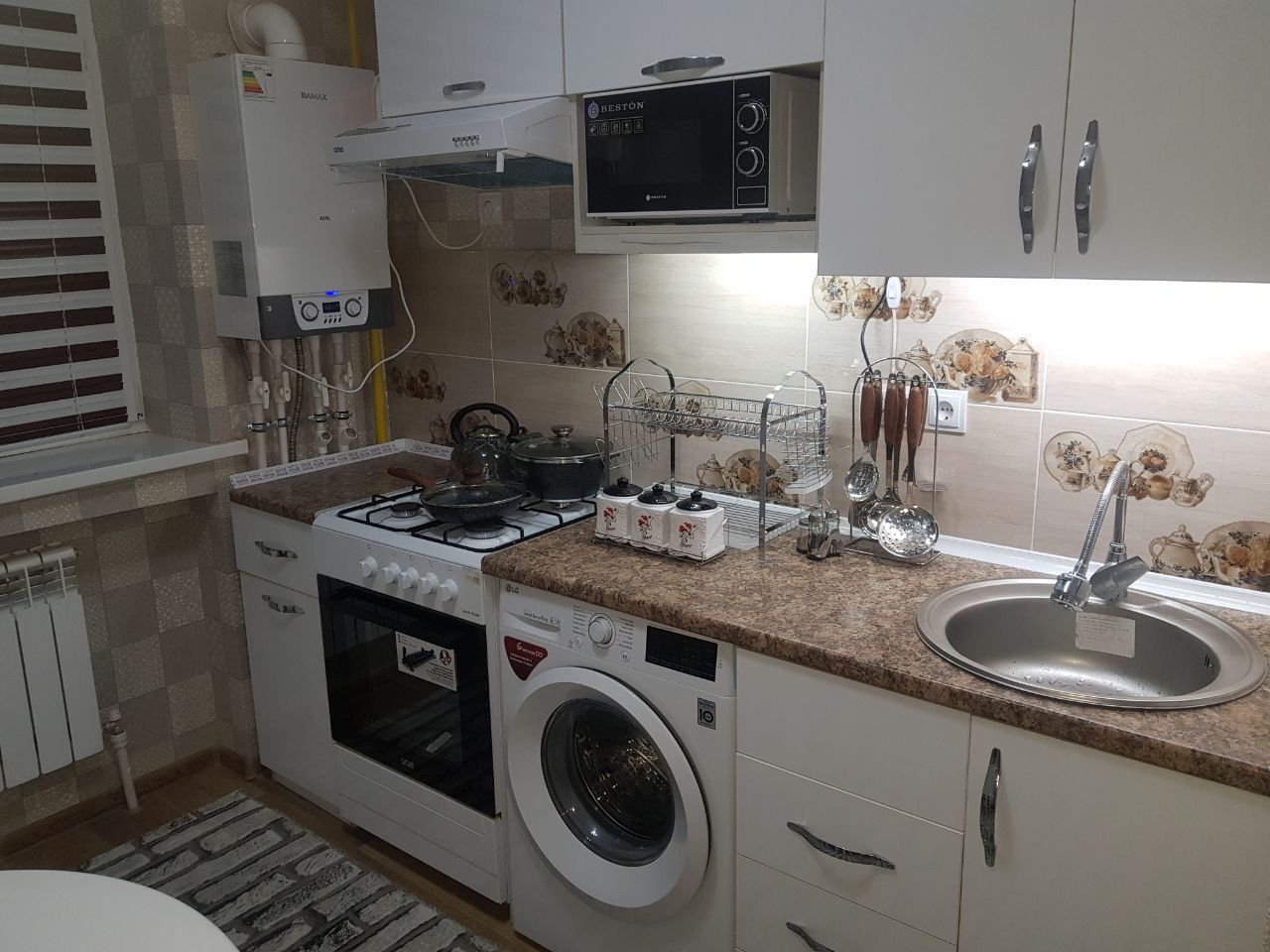 Срочно продам 1/7/8. GOLDEN HOUSE "PARISIEN".