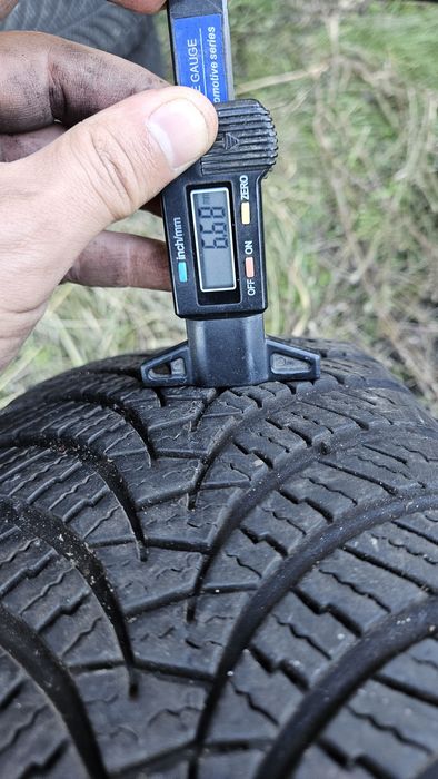 2бр гуми 195 65 15 дот 23 фалкен