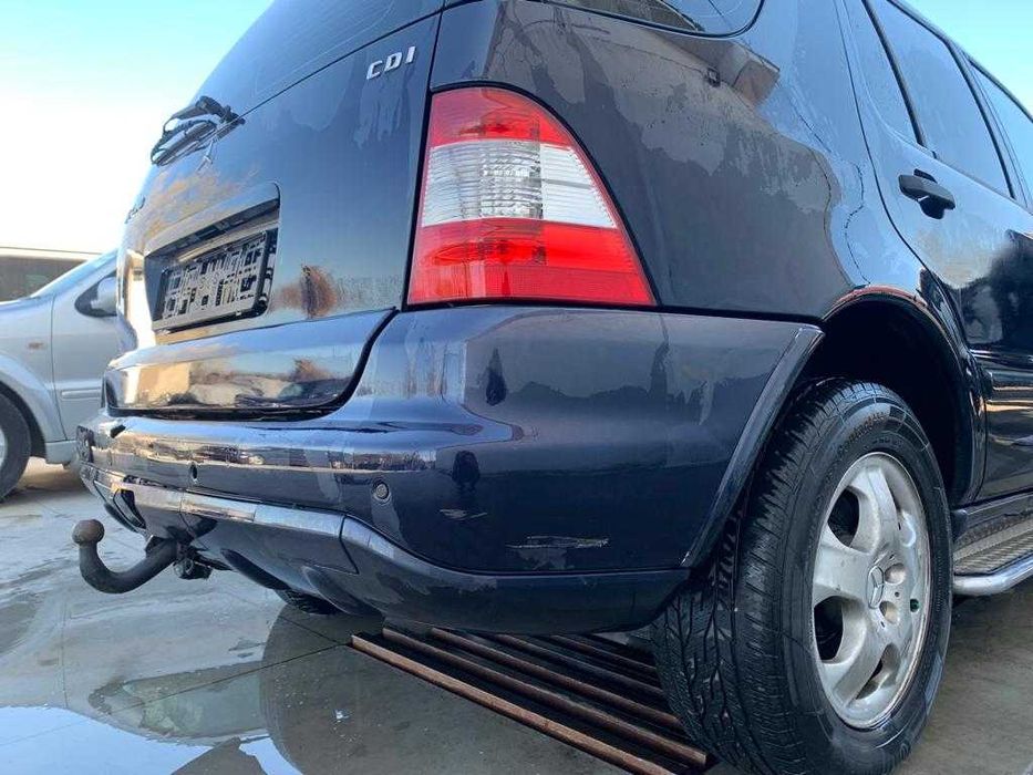 Dezmembrez mercedes ml w163 ml 27 cdi 160.000 OM612/