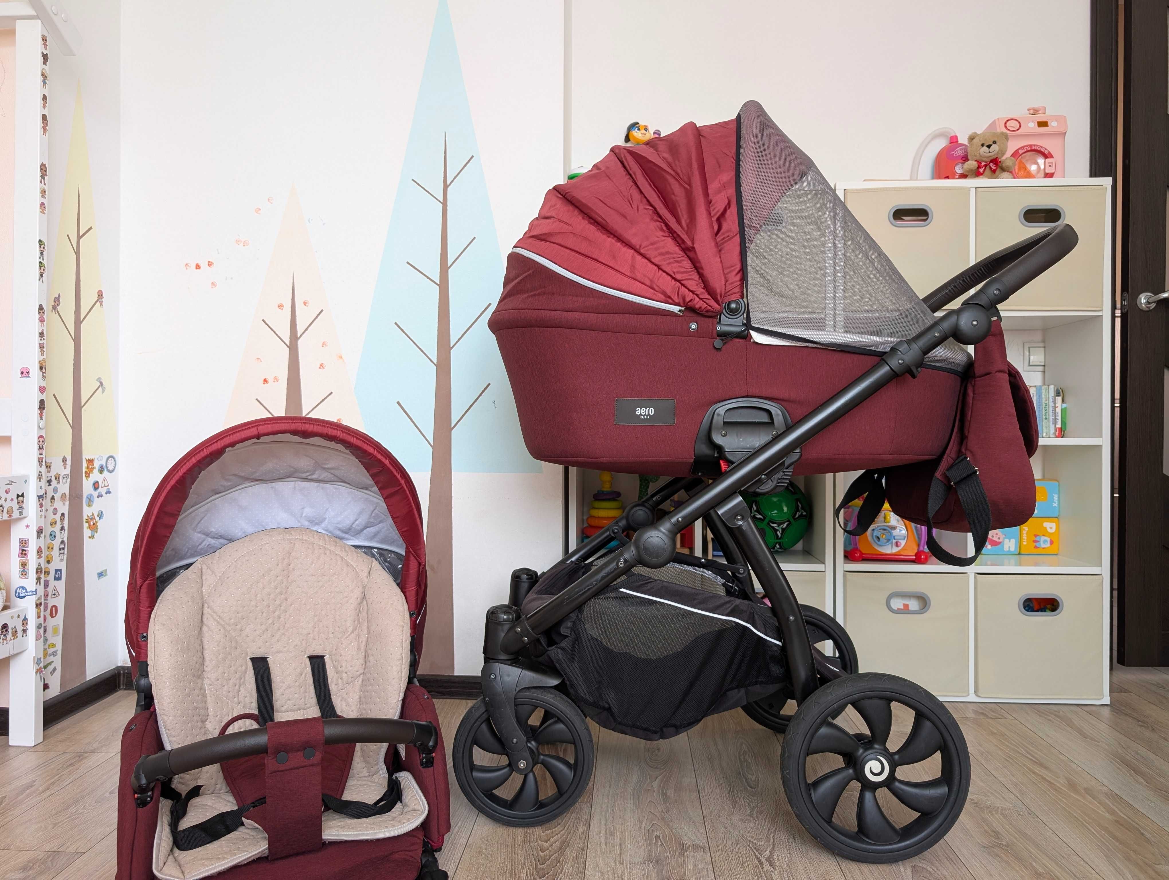 Продаю коляску 2 в 1 Tutis Aero , люлька и прогулочный блок