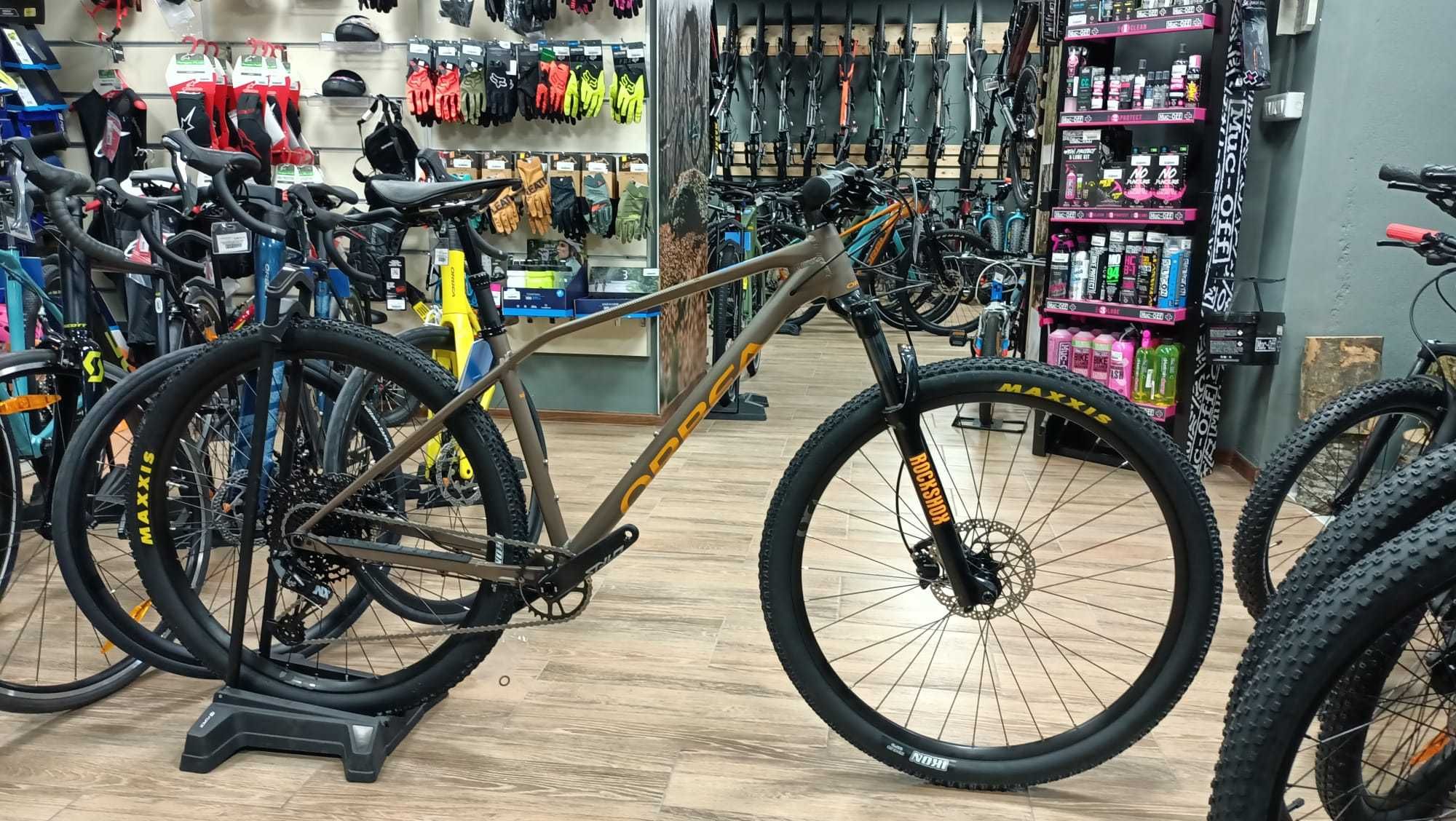 Orbea Alma H10 EAGLE 29" 23 BROWN MANGO M