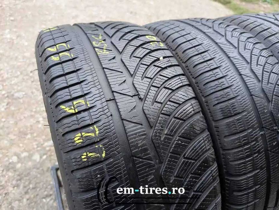 SET 4 Anvelope Iarna 225/55 R17 MICHELIN Pilot Alpin PA4 ZP 97H - Runf