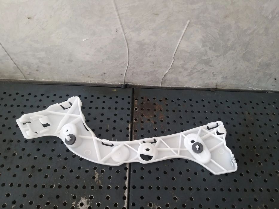 Suport stanga bara spate ford focus 3 bm51a17e851ag