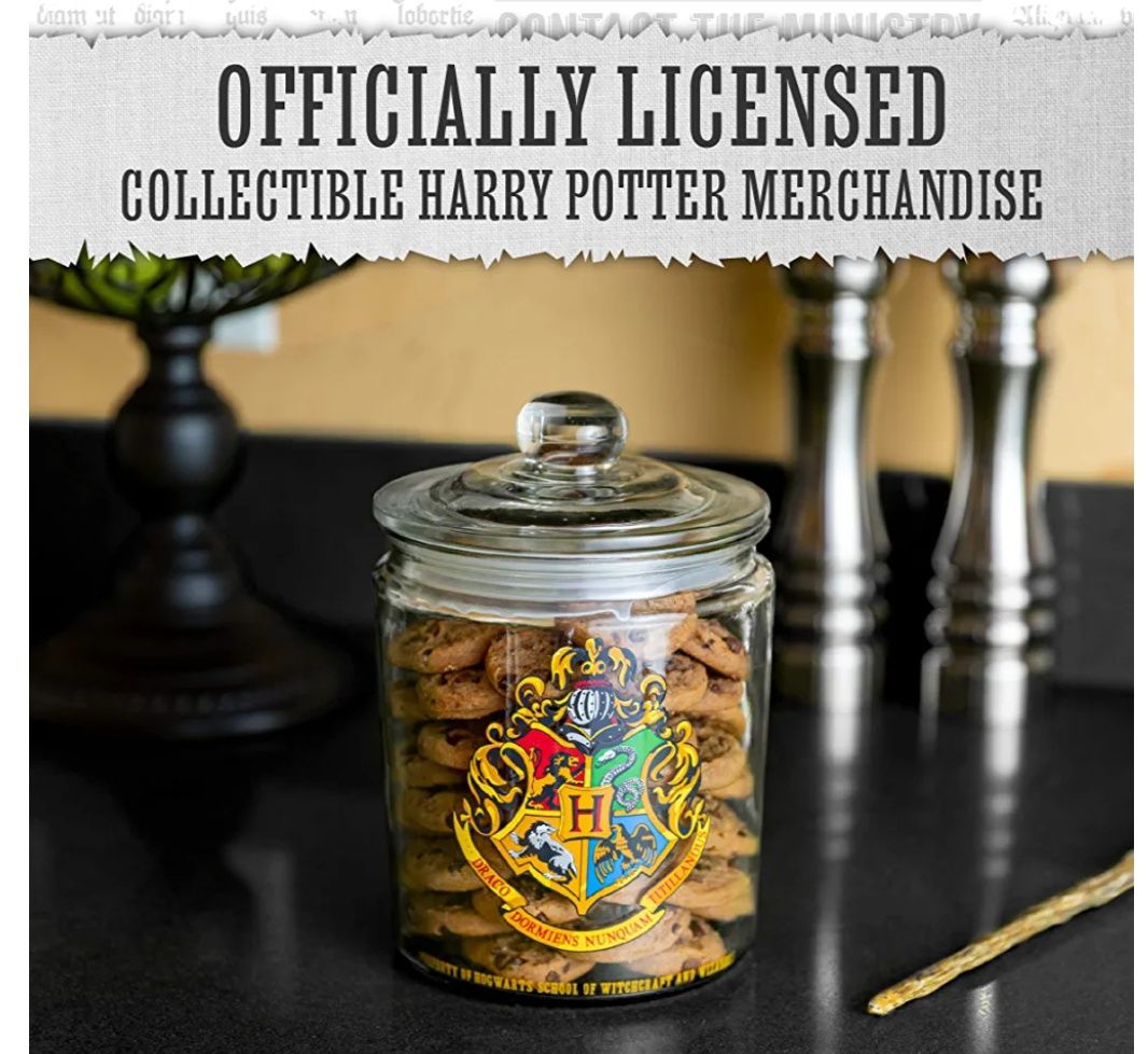 Paladone Harry Potter - Hogwarts - Borcan de biscuiti din sticla