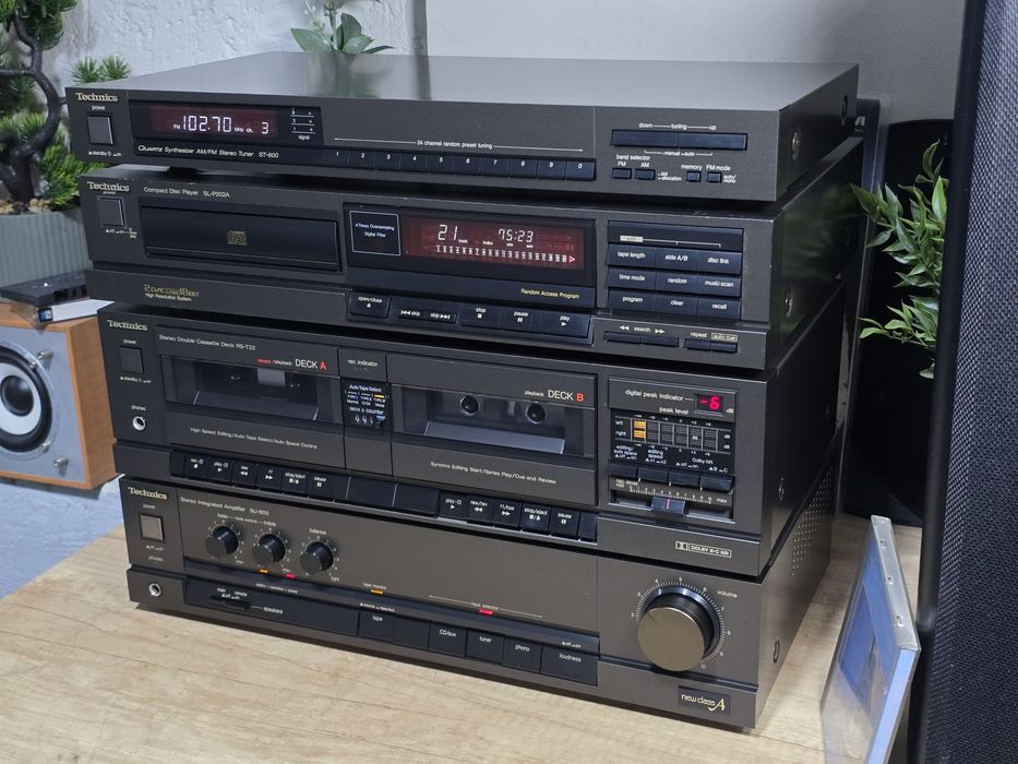 Linie audio TECHNICS, amplificator, tuner, cd player, deck casetofon