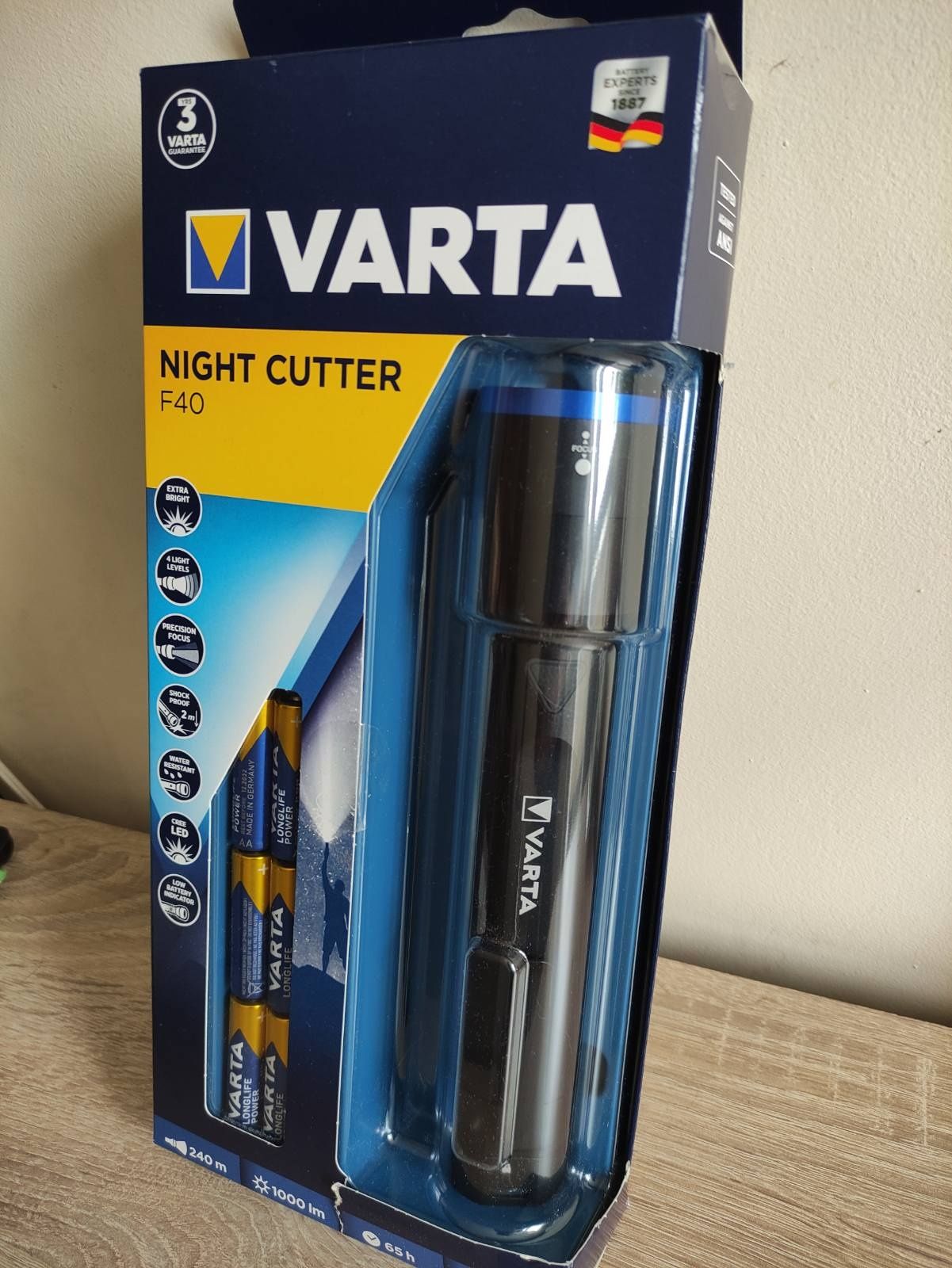 Фенер Varta Night Cutter F40