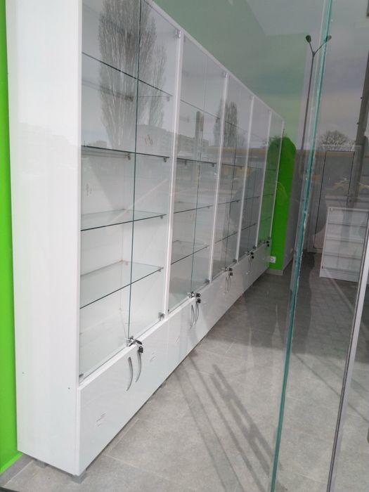 Витрини за магазин