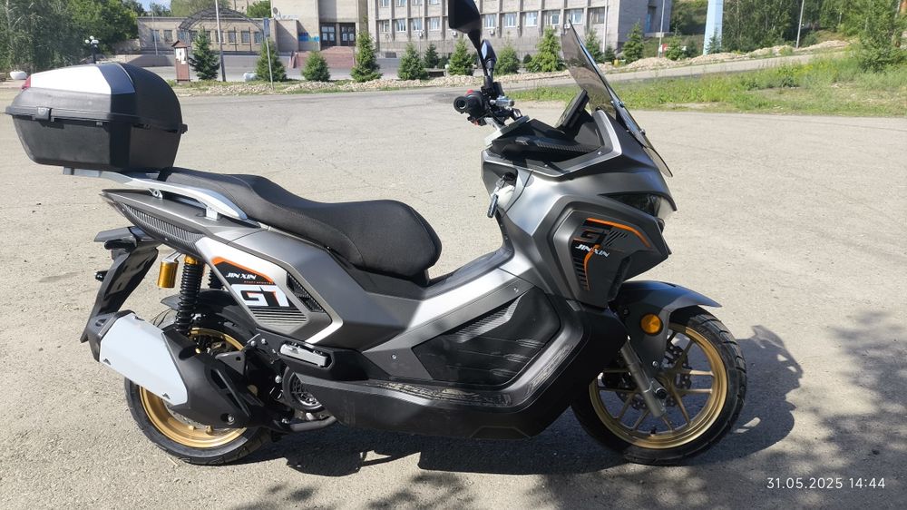 Продам скутер леопард