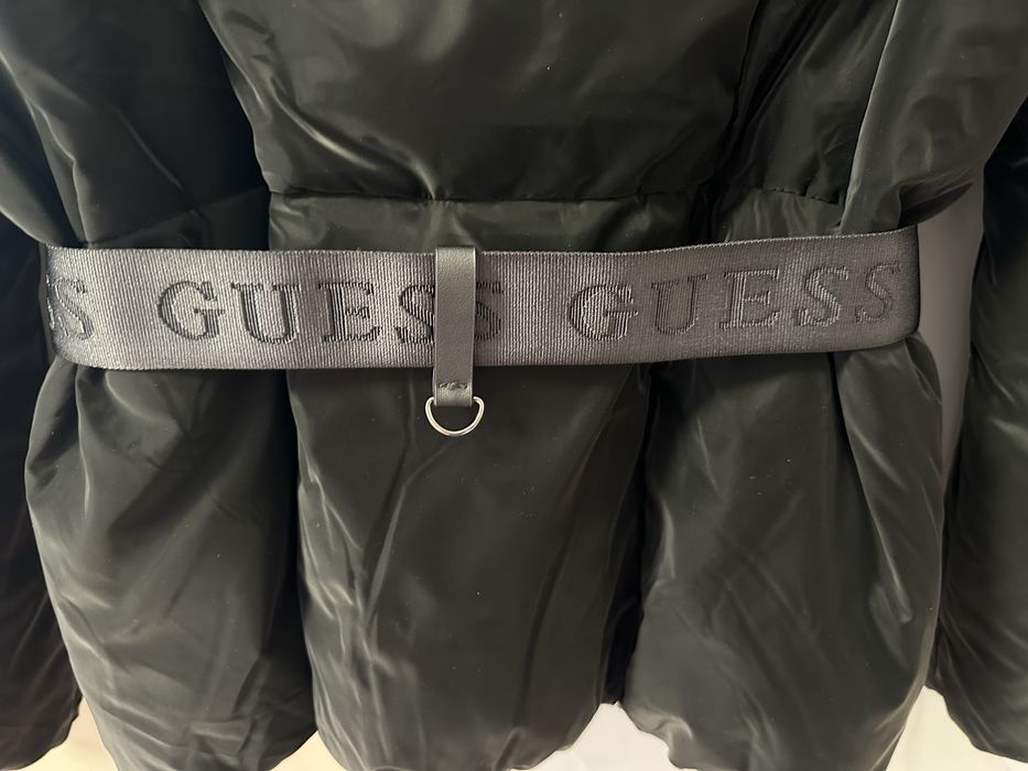 Яке с гъши пух зимно Guess