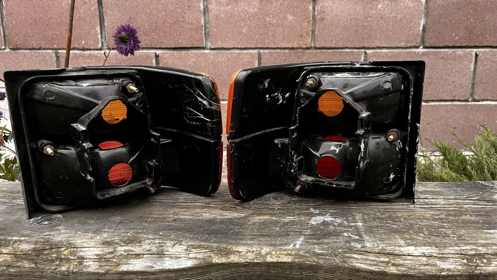 Задние фонари Volkswagen Vento