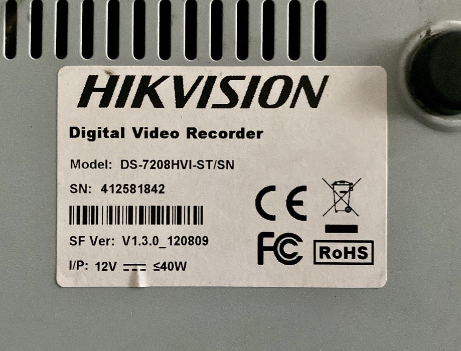 DVR Hikvision model DS-7208HVI-ST/SN
