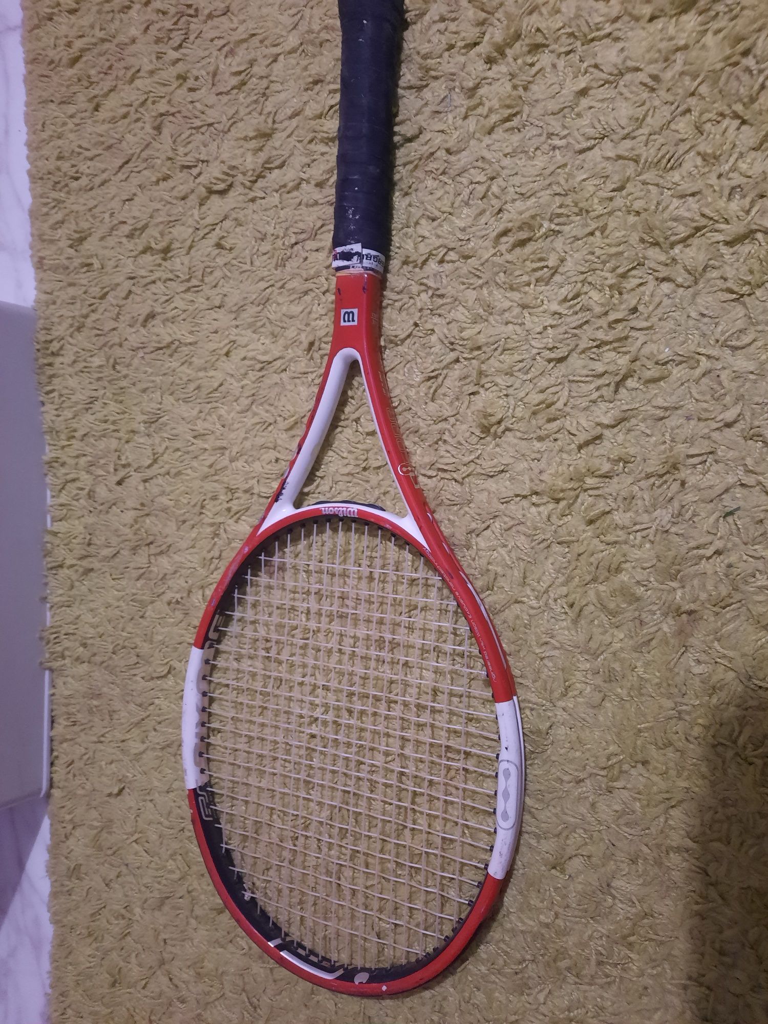 Rachetă,paletă de tenis