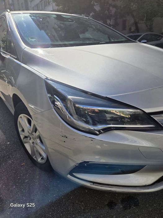 Opel Astra Adusă de afară