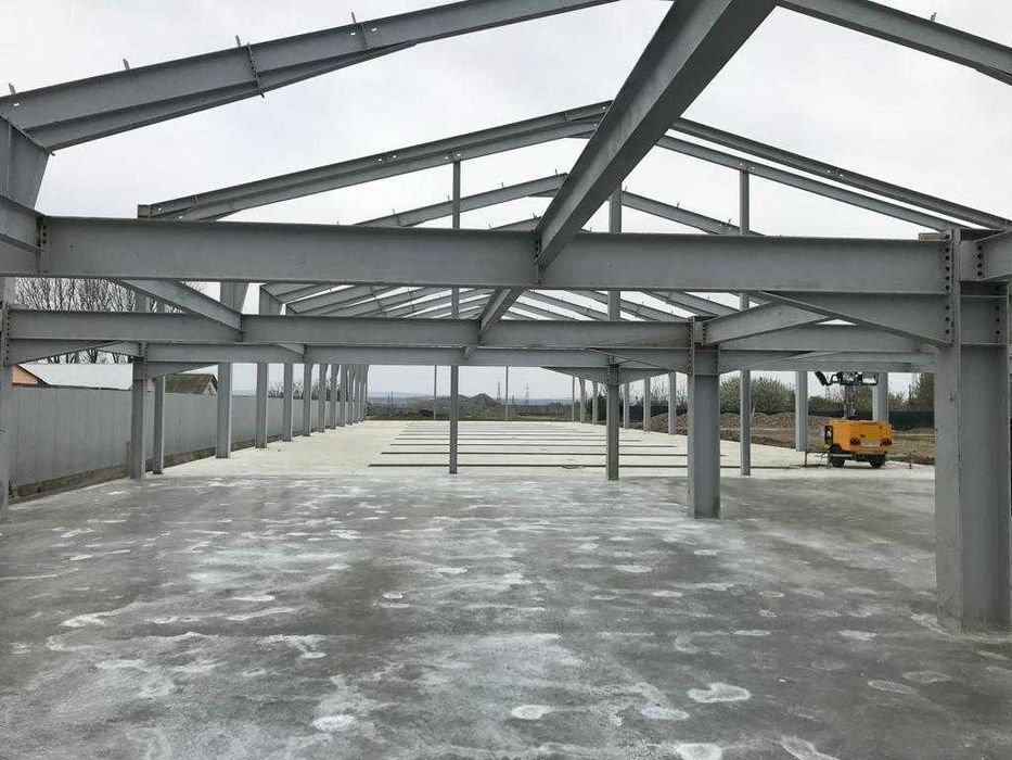 Teren 10.000 / Hala industriala  2000 MP