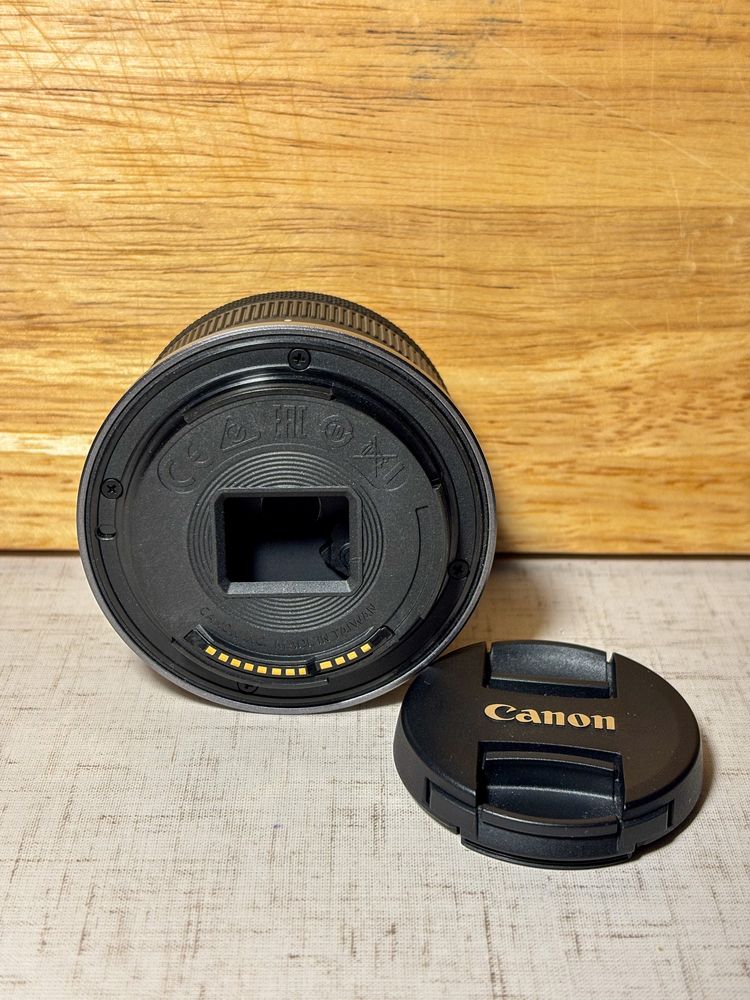 Объектив Canon RF-S f/4.5-6.3 IS STM + CPL фильтр