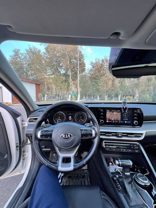 КИЯ  К 5. 5 пазиция